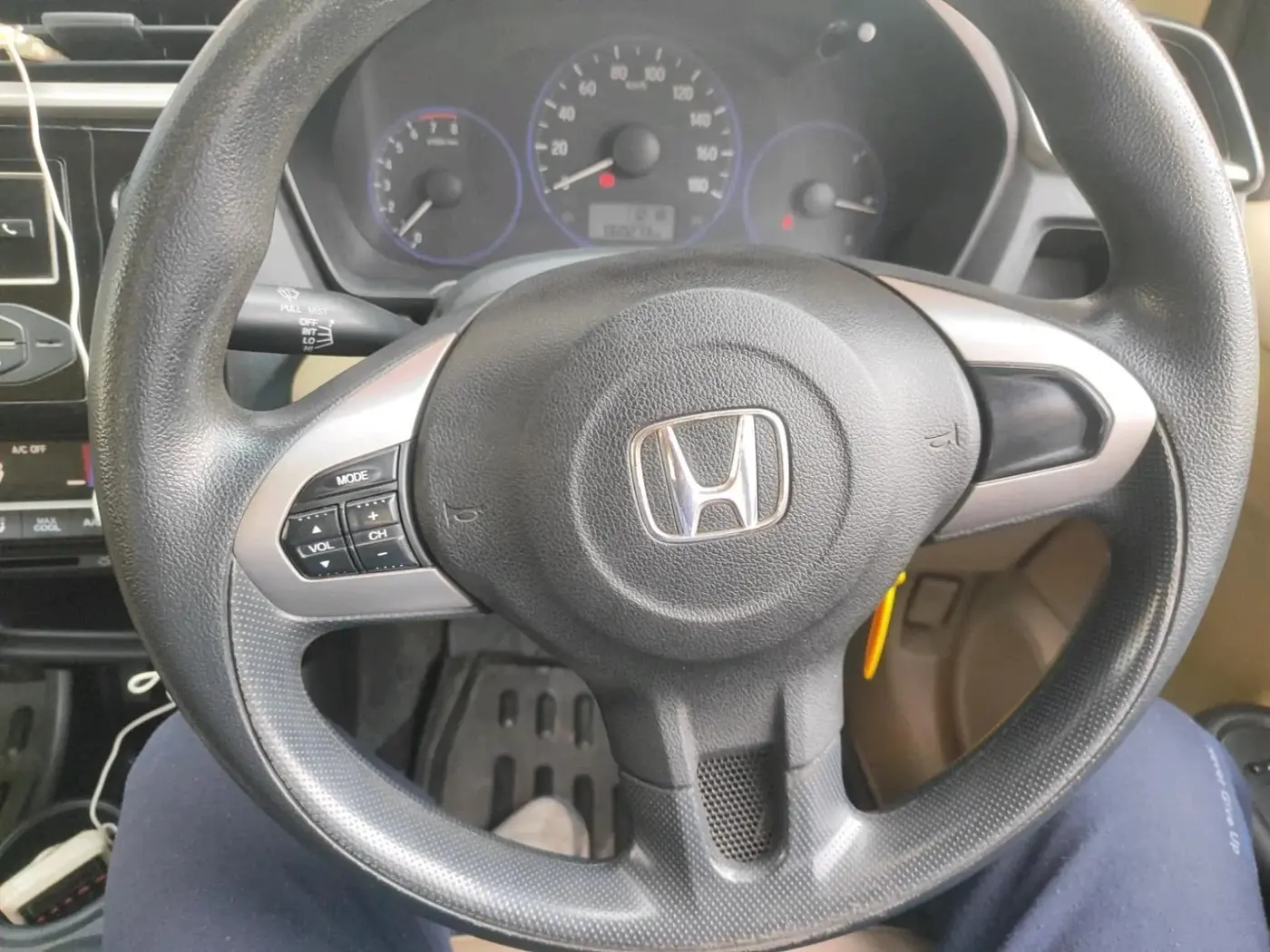 2016 Honda Amaze 1.2L I-VTEC S, Petrol, Manual, 60,500 km, interior