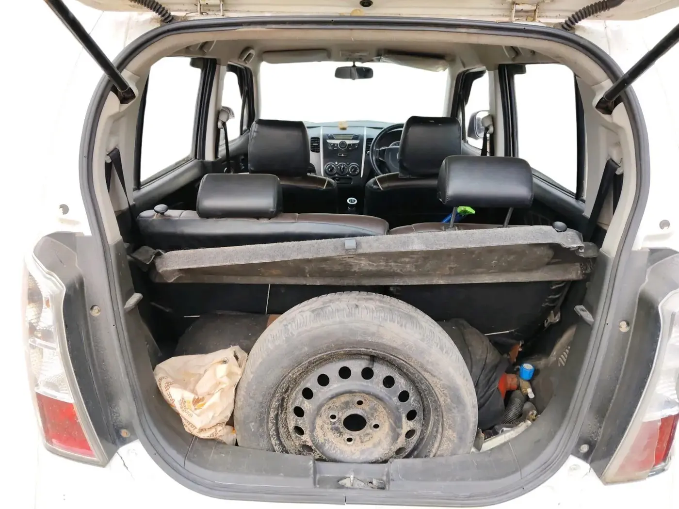 2015 Maruti Wagon R Stingray VXI, CNG, Manual, 70,772 km, exterior