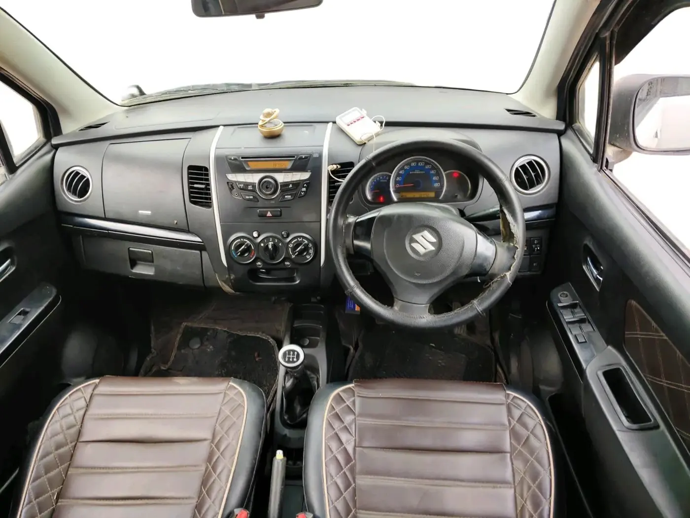 2015 Maruti Wagon R Stingray VXI, CNG, Manual, 70,772 km, interior