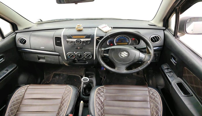 2015 Maruti Wagon R Stingray VXI, CNG, Manual, 70,772 km, interior