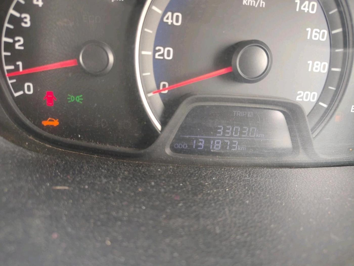 2017 Hyundai Xcent E+, CNG, Manual, 1,31,873 km, interior