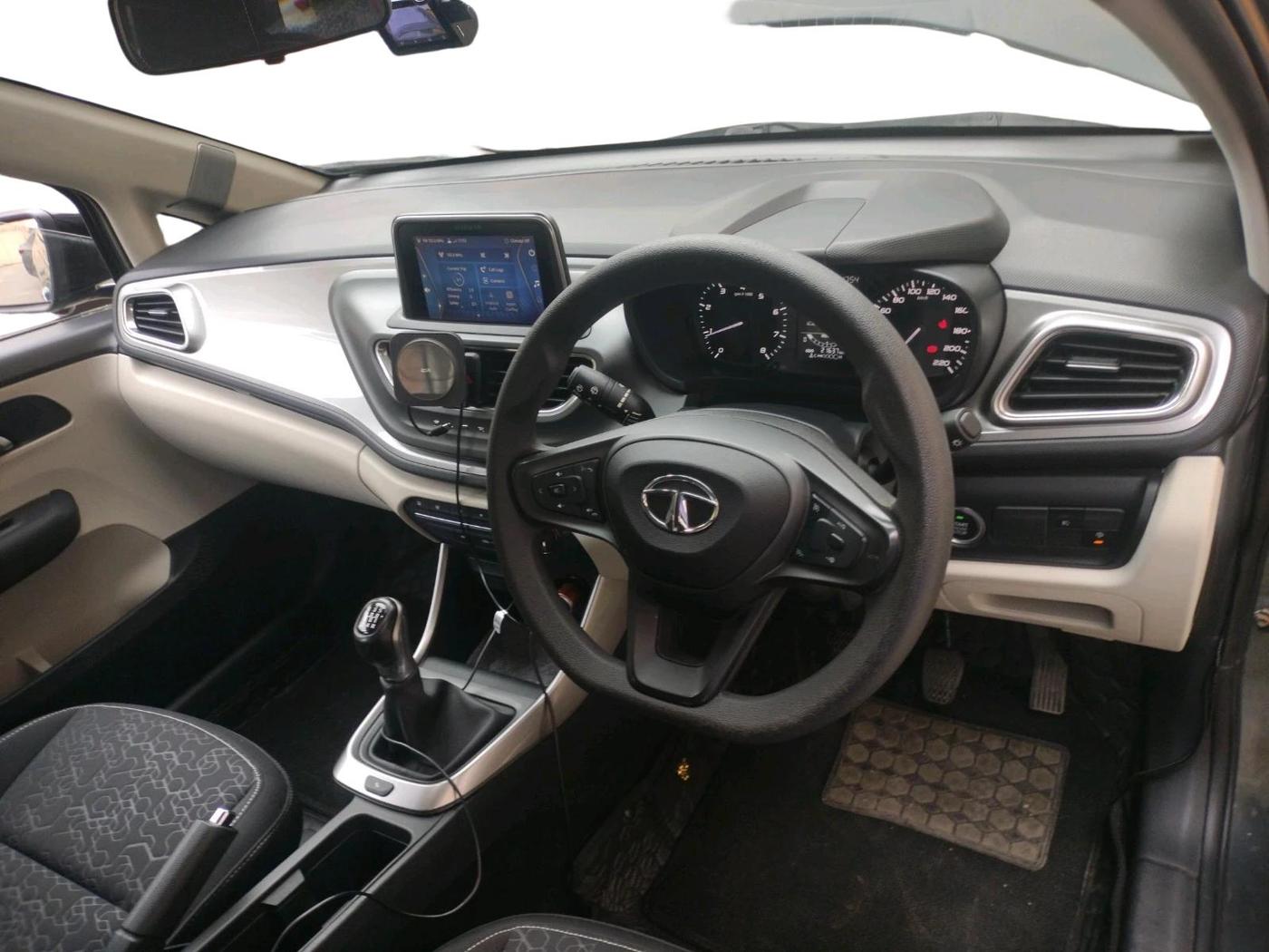 2021 Tata ALTROZ XZ PETROL, Petrol, Manual, 21,637 km, interior