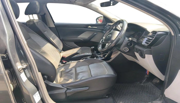 2021 Skoda KUSHAQ STYLE 1.0L TSI MT, Petrol, Manual, 95,000 km, interior