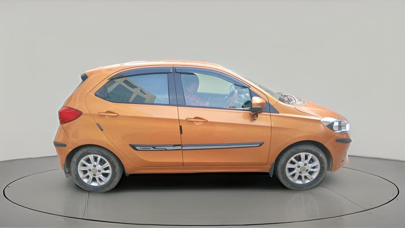 2018 Tata Tiago XZA PETROL, Petrol, Automatic, 70,498 km, exterior