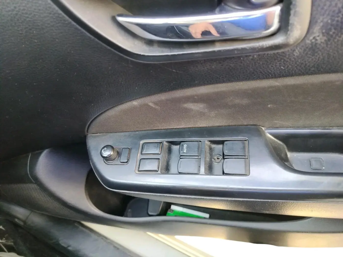 2014 Maruti Swift VXI, Petrol, Manual, 96,695 km, interior