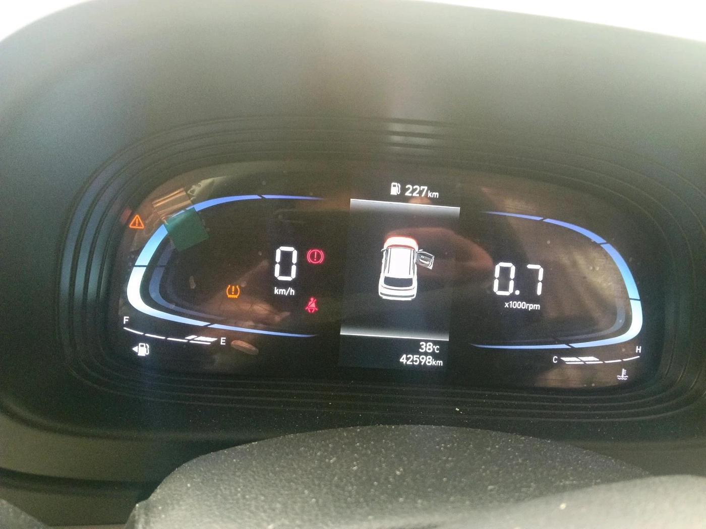 2022 Hyundai VENUE SX 1.2 PETROL, Petrol, Manual, 42,598 km, interior