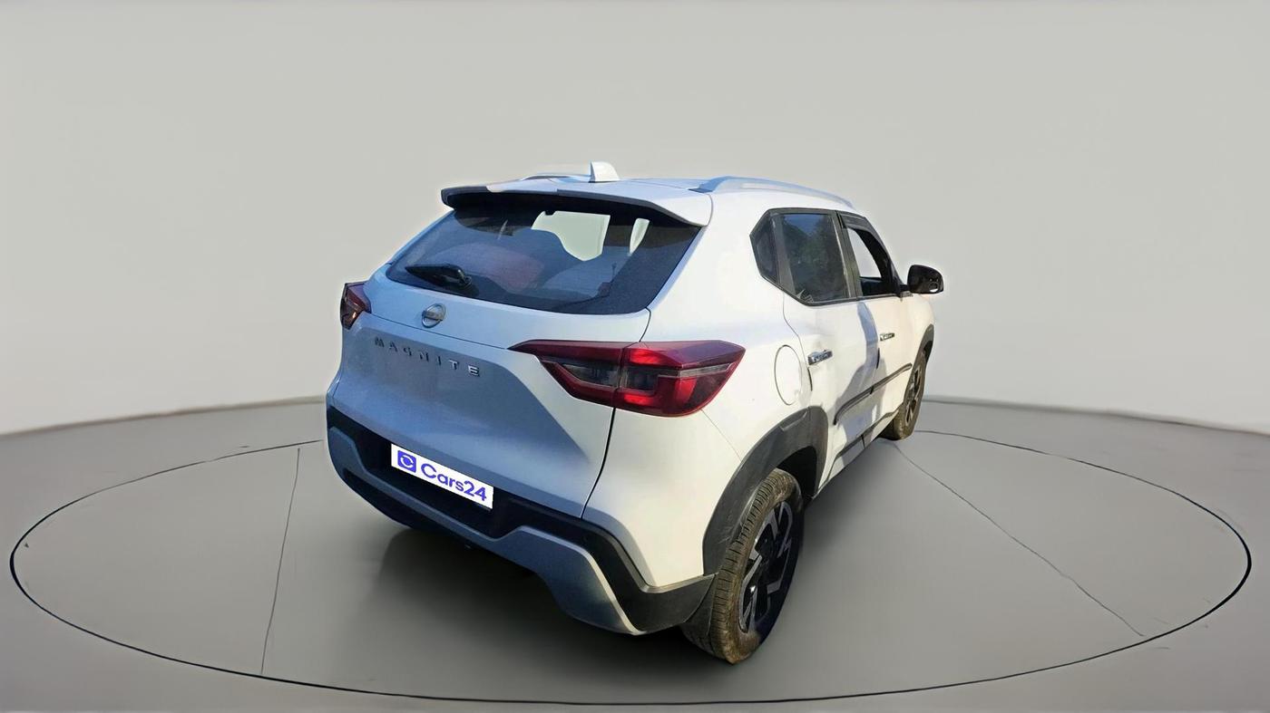 2022 Nissan MAGNITE XV MT, Petrol, Manual, 68,868 km, exterior
