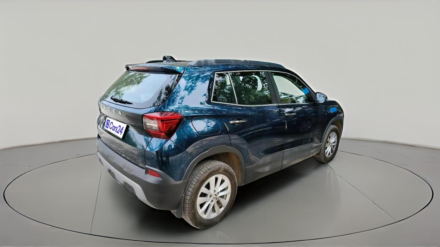 2026 Skoda Kylaq Signature Plus, Petrol, Manual, 3,186 km, exterior