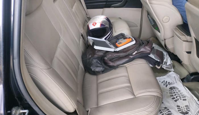 2016 Mahindra XUV500 W8 AT 1.99, Diesel, Automatic, 59,861 km, interior