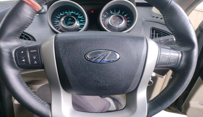 2016 Mahindra XUV500 W8 AT 1.99, Diesel, Automatic, 59,861 km, interior