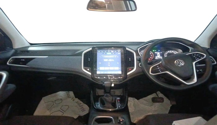 2022 MG HECTOR SHINE 1.5 PETROL TURBO CVT, Petrol, Automatic, 31,059 km, interior