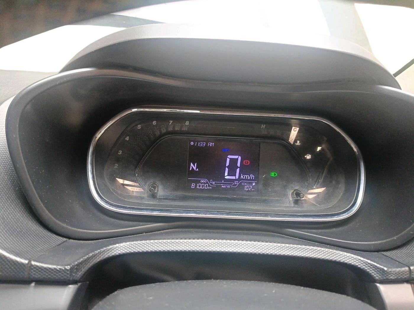 2020 Tata NEXON XMA SUNROOF PETROL, Petrol, Automatic, 81,000 km, interior