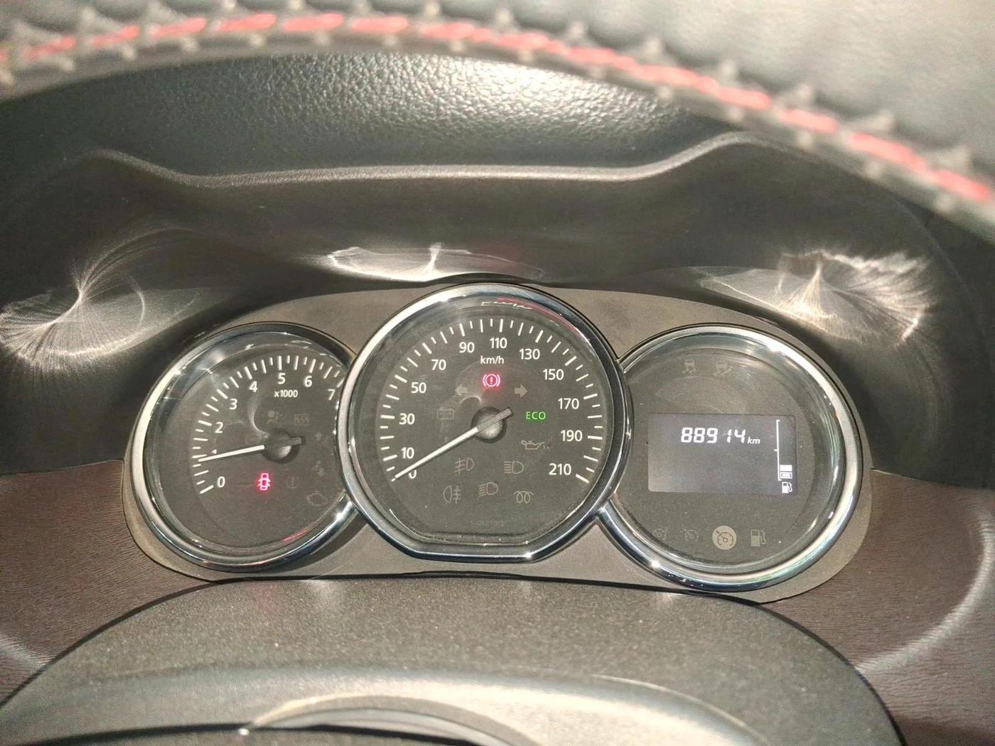 2017 Nissan Terrano XL D PLUS, Diesel, Manual, 88,914 km, interior