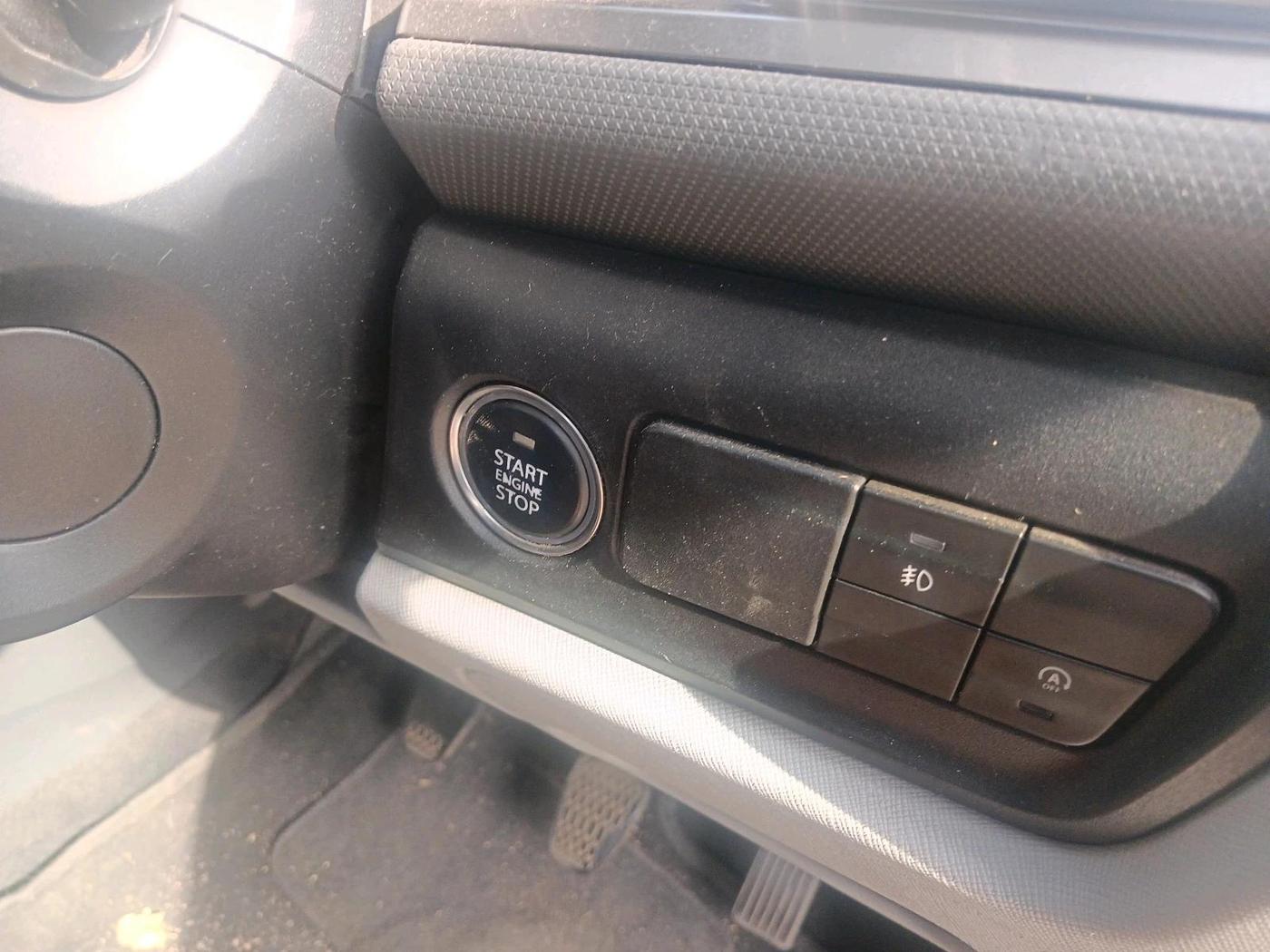 2021 Tata ALTROZ XT PETROL, Petrol, Manual, 63,868 km, interior