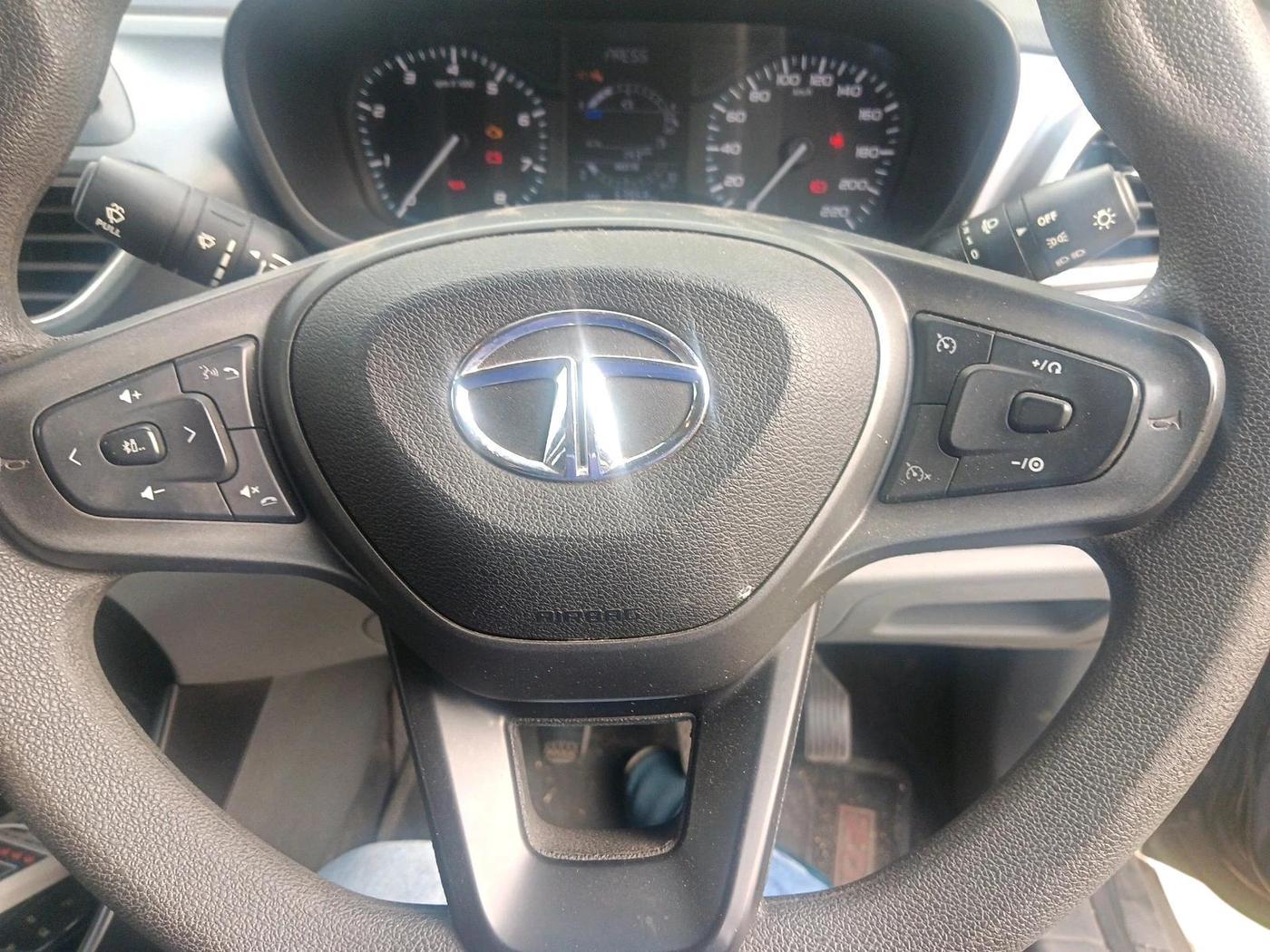 2021 Tata ALTROZ XT PETROL, Petrol, Manual, 63,868 km, interior
