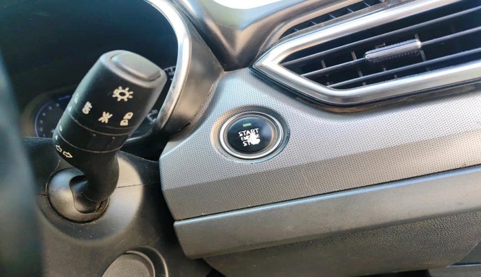 2020 Tata Harrier XZ PLUS 2.0L, Diesel, Manual, 94,194 km, interior