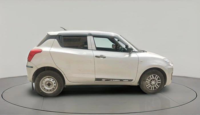 2020 Maruti Swift LXI, Petrol, Manual, 30,051 km, exterior