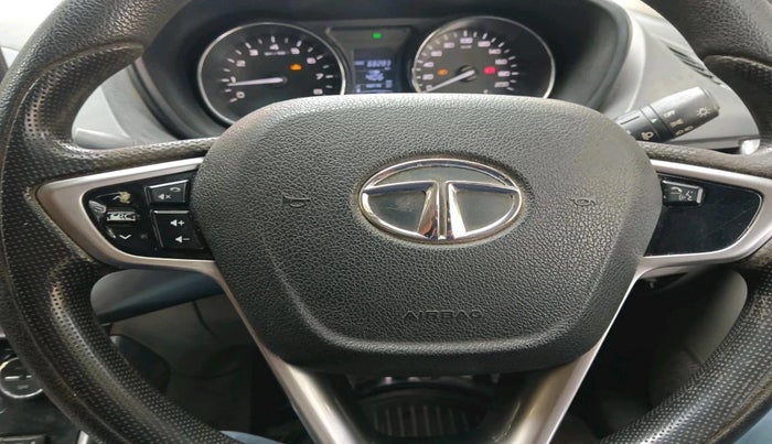 2018 Tata NEXON XZ PLUS PETROL DUAL TONE, Petrol, Manual, 68,283 km, interior