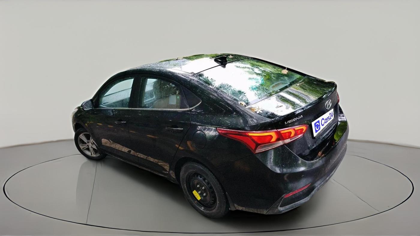 2017 Hyundai Verna 1.6 VTVT SX, Petrol, Manual, 45,490 km, exterior
