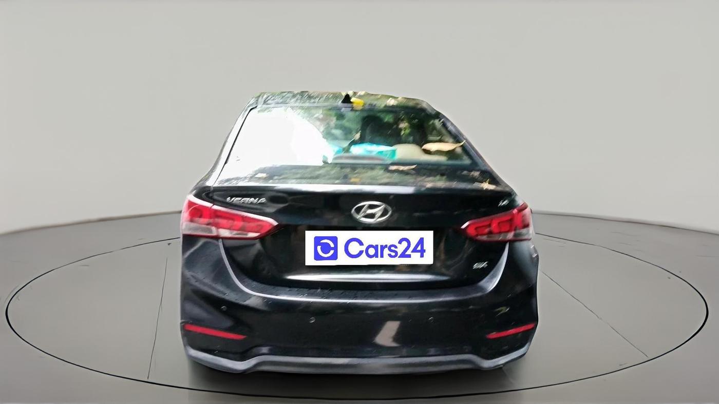 2017 Hyundai Verna 1.6 VTVT SX, Petrol, Manual, 45,490 km, exterior