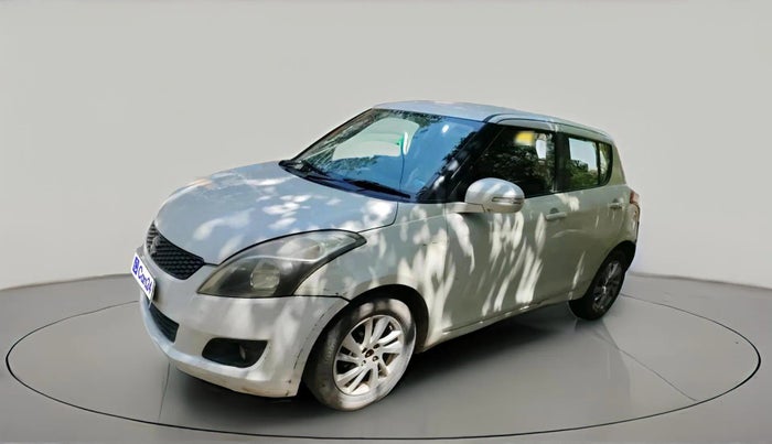 2012 Maruti Swift ZXI, CNG, Manual, 2,50,693 km, exterior
