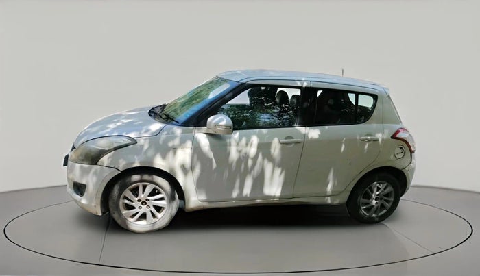 2012 Maruti Swift ZXI, CNG, Manual, 2,50,693 km, exterior