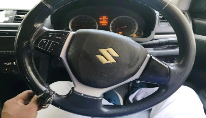 2012 Maruti Swift ZXI, CNG, Manual, 2,50,693 km, interior