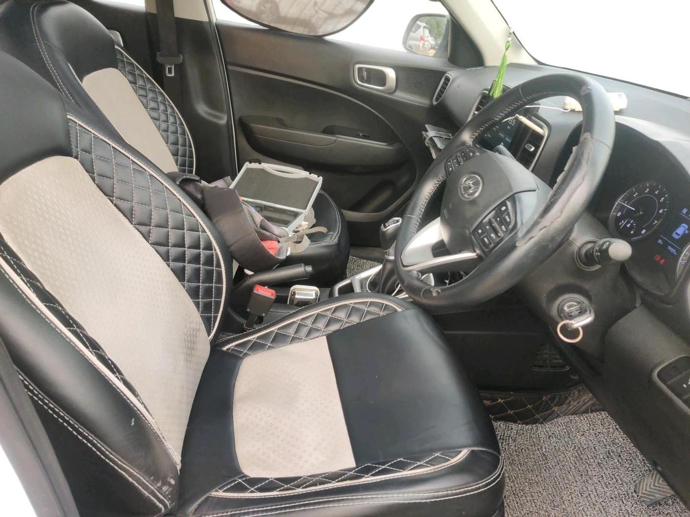 2021 Hyundai VENUE SX 1.0 TURBO IMT, Petrol, Manual, 79,927 km, interior