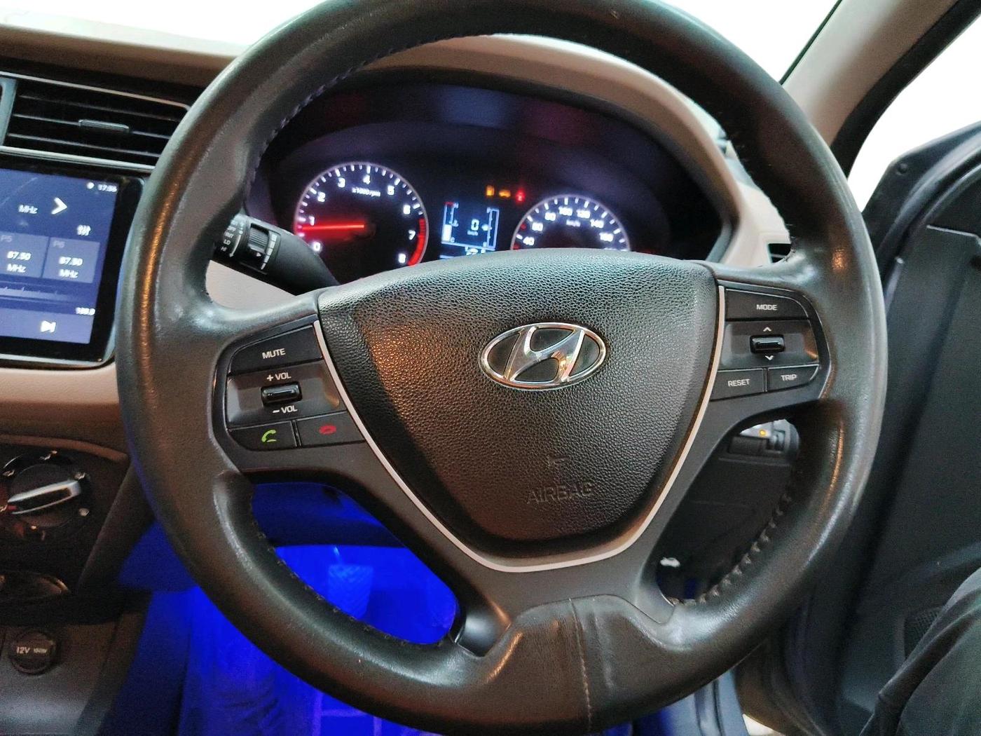 2018 Hyundai Elite i20 MAGNA EXECUTIVE 1.2, CNG, Manual, 62,390 km, interior