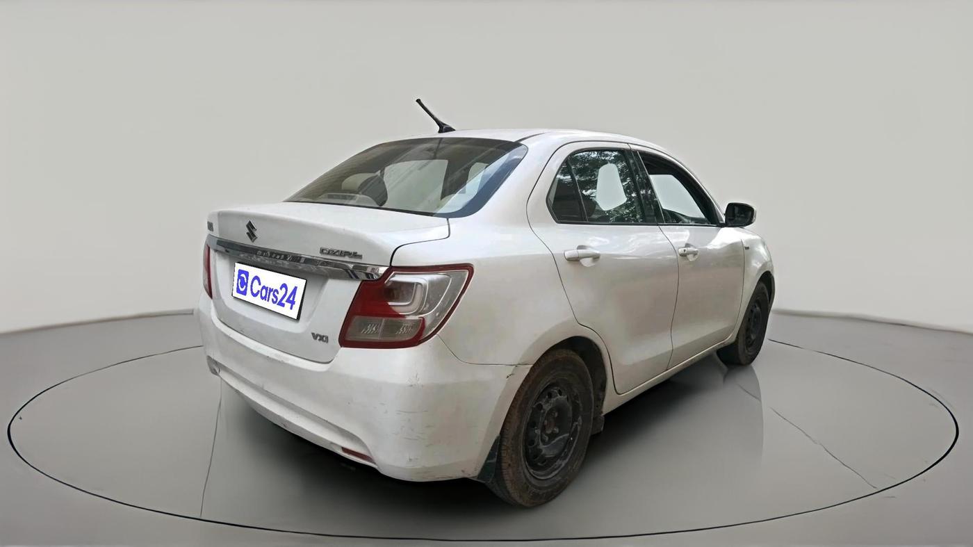 2017 Maruti Dzire VXI, CNG, Manual, 1,34,959 km, exterior