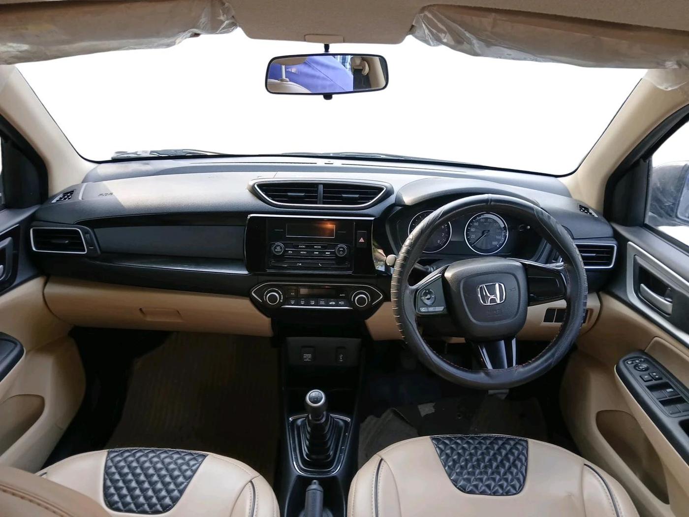 2020 Honda Amaze 1.2L I-VTEC V, Petrol, Manual, 24,671 km, interior