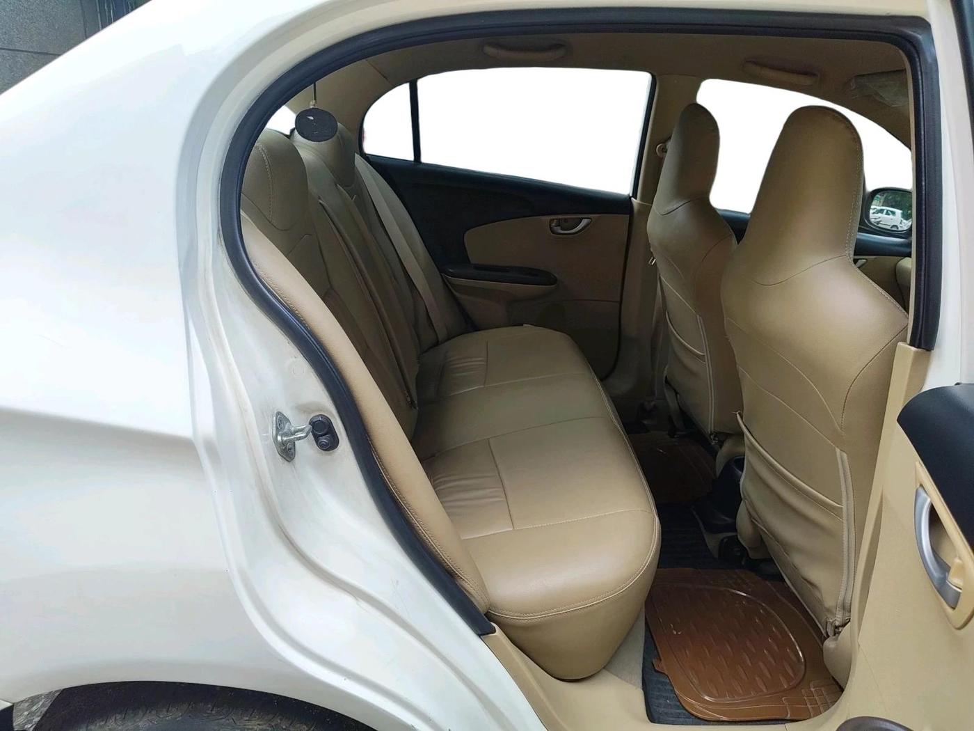 2013 Honda Amaze 1.2L I-VTEC VX AT, Petrol, Automatic, 82,508 km, interior