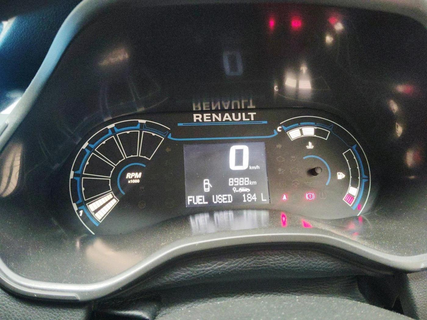 2024 Renault Kiger RXL MT, Petrol, Manual, 8,988 km, interior
