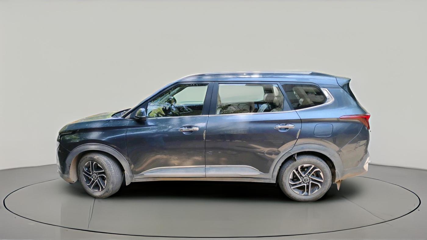 2022 KIA CARENS LUXURY PLUS 1.4 PETROL 6 STR, Petrol, Manual, 96,983 km, exterior