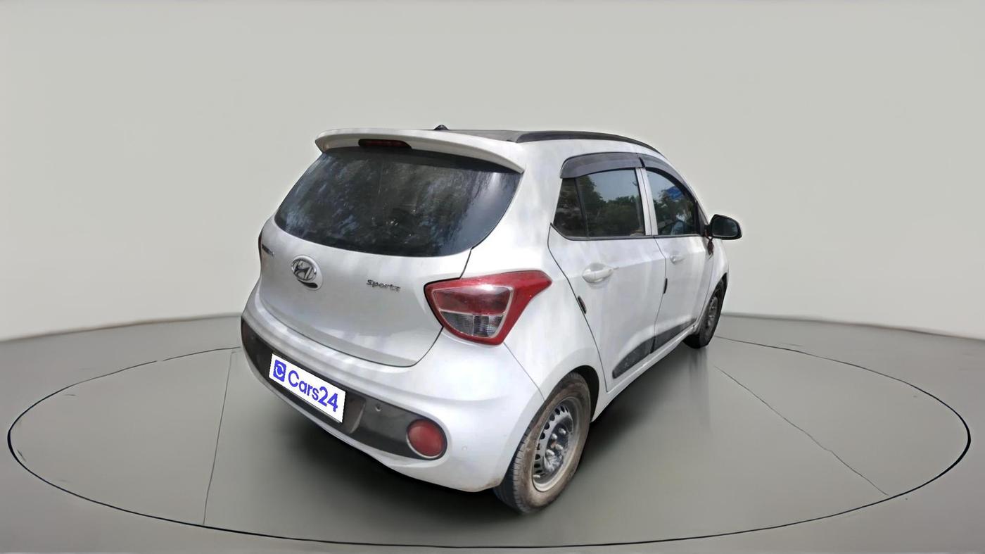 2018 Hyundai Grand i10 SPORTZ 1.2 KAPPA VTVT, CNG, Manual, 74,003 km, exterior