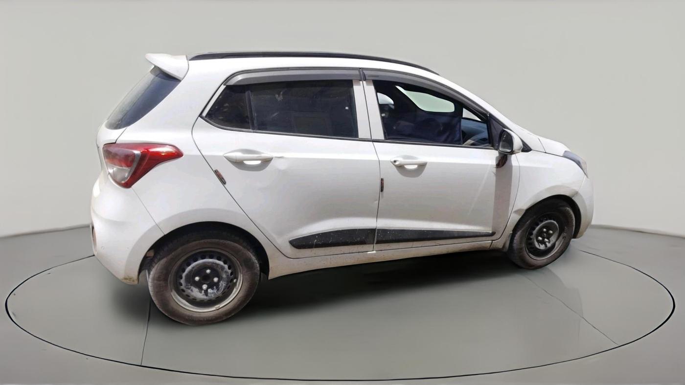 2018 Hyundai Grand i10 SPORTZ 1.2 KAPPA VTVT, CNG, Manual, 74,003 km, exterior