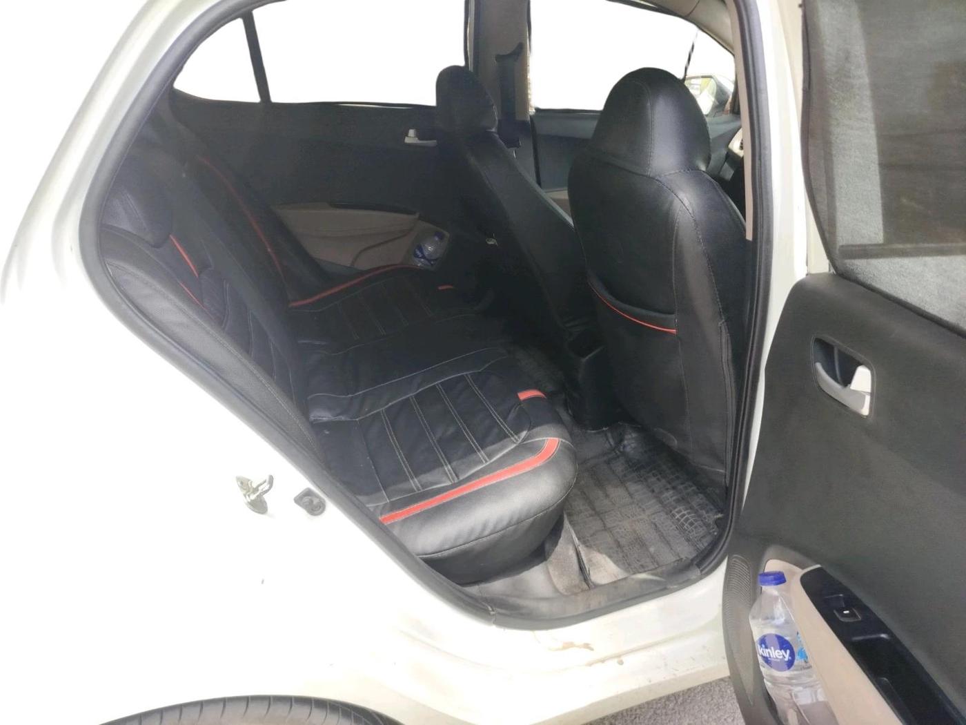 2018 Hyundai Grand i10 SPORTZ 1.2 KAPPA VTVT, CNG, Manual, 74,003 km, interior