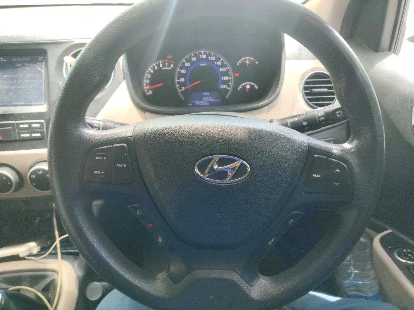 2018 Hyundai Grand i10 SPORTZ 1.2 KAPPA VTVT, CNG, Manual, 74,003 km, interior