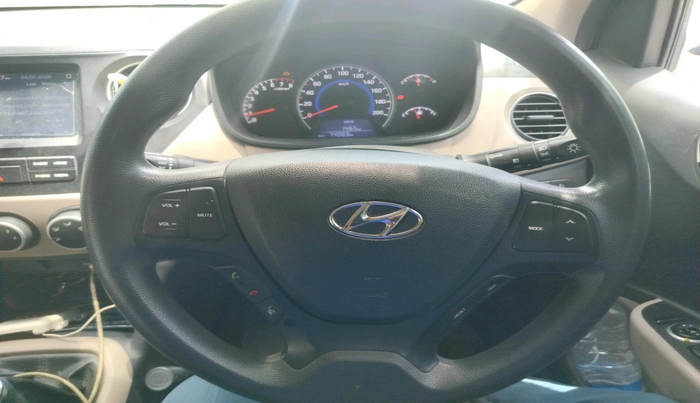 2018 Hyundai Grand i10 SPORTZ 1.2 KAPPA VTVT, CNG, Manual, 74,003 km, interior
