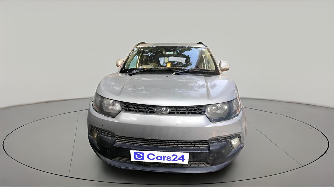 2016 Mahindra Kuv100 K4 6 STR, CNG, Manual, 2,10,936 km, exterior
