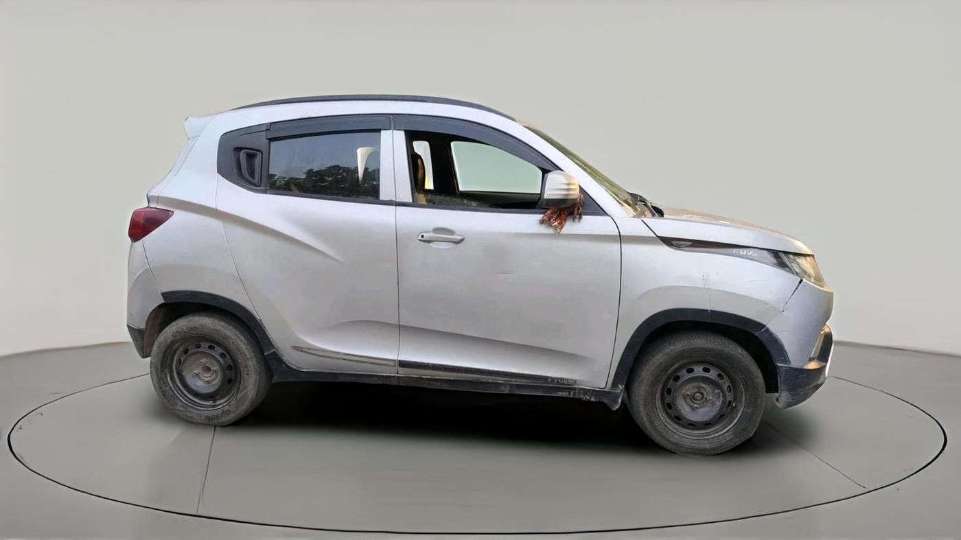 2016 Mahindra Kuv100 K4 6 STR, CNG, Manual, 2,10,936 km, exterior