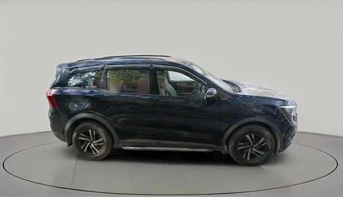 2023 Mahindra XUV700 MX P MT 5 STR, Petrol, Manual, 41,816 km, exterior