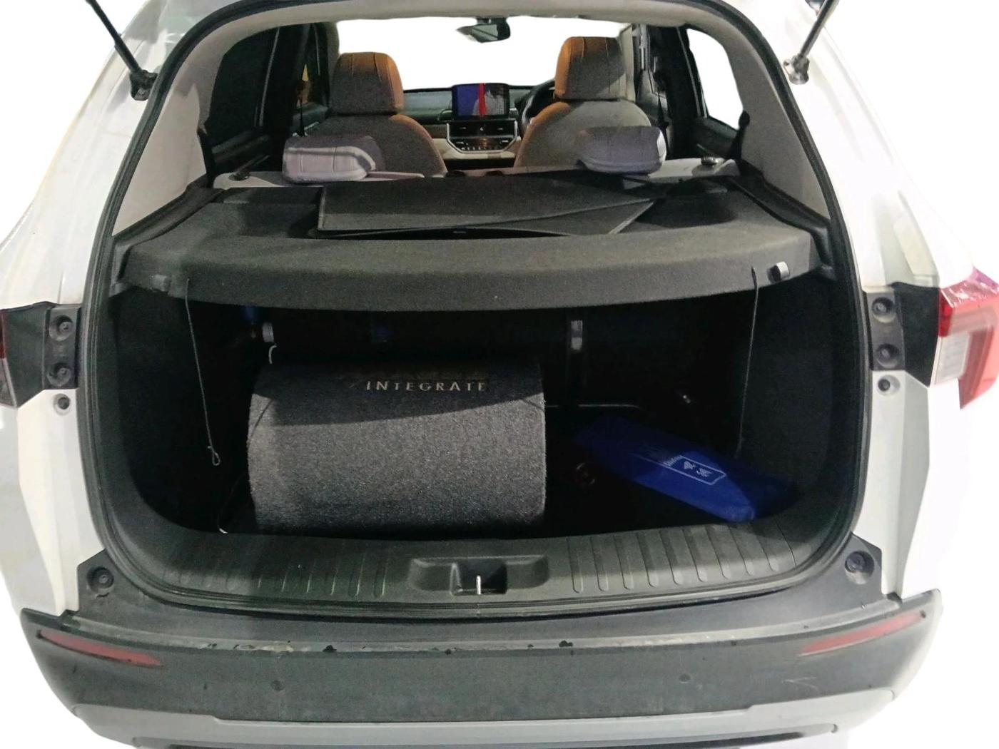 2025 Honda ELEVATE V MT, CNG, Manual, 11,722 km, exterior