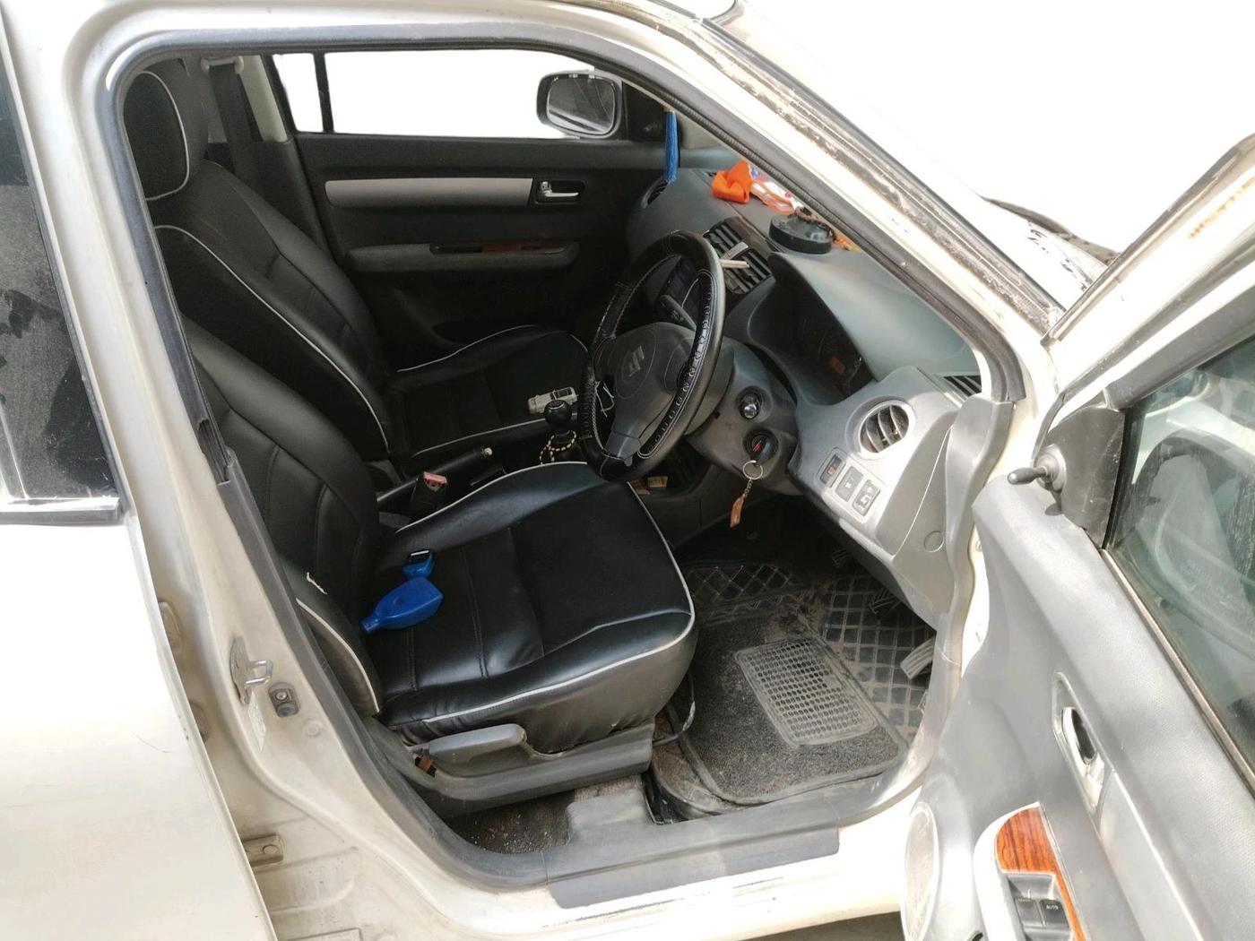 2010 Maruti Swift Dzire VXI, CNG, Manual, 99,771 km, interior