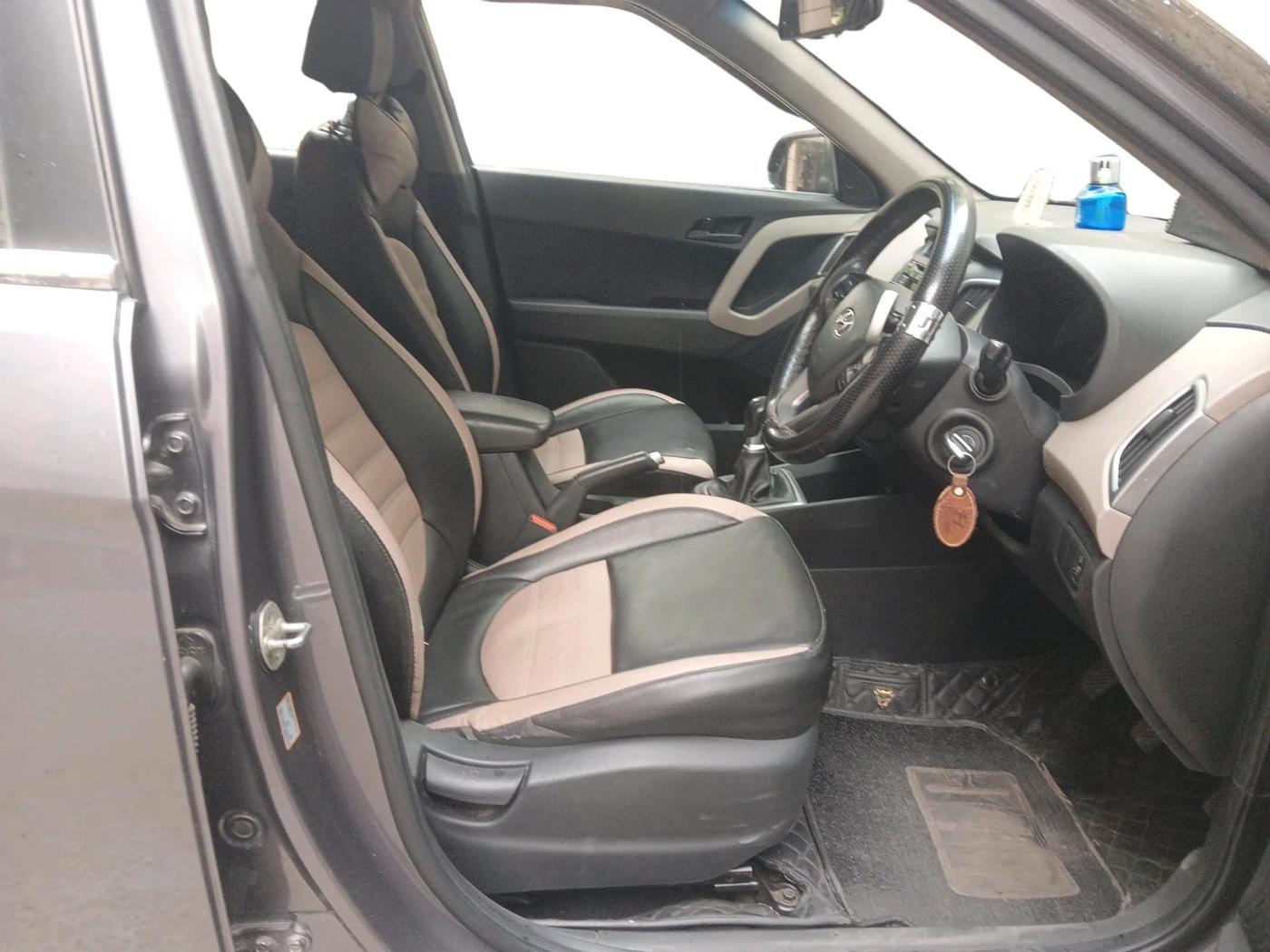 2017 Hyundai Creta E PLUS 1.6 PETROL, Petrol, Manual, 10,50,102 km, interior