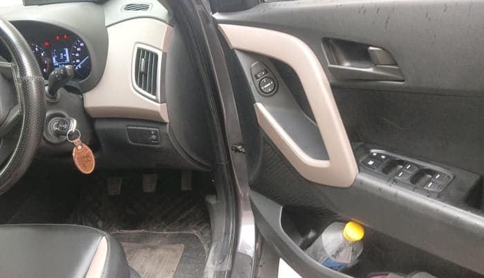 2017 Hyundai Creta E PLUS 1.6 PETROL, Petrol, Manual, 1,03,178 km, interior