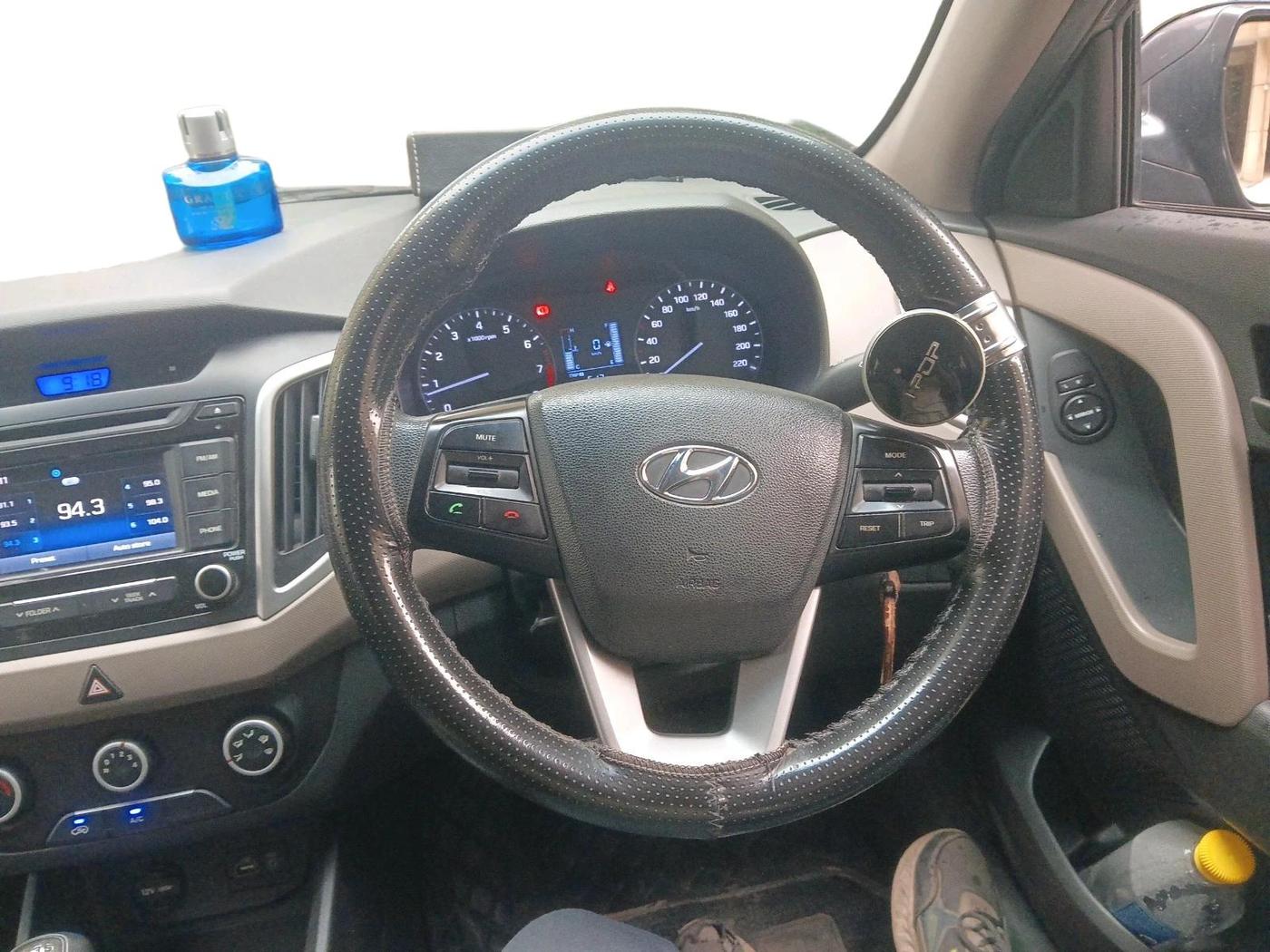 2017 Hyundai Creta E PLUS 1.6 PETROL, Petrol, Manual, 10,50,102 km, interior