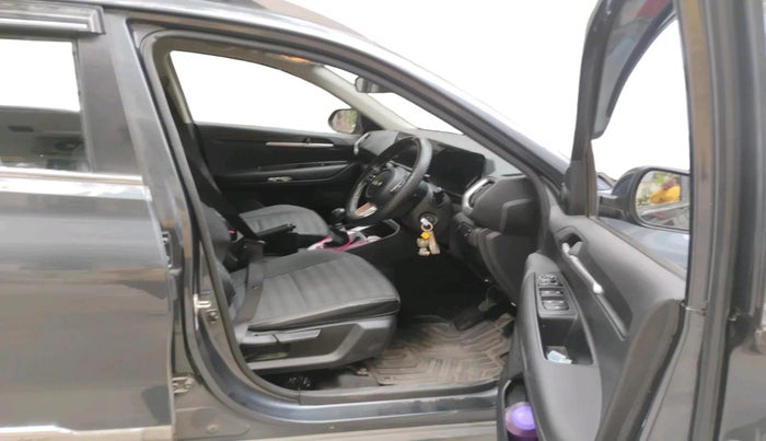 2022 KIA SONET HTK PLUS 1.2, Petrol, Manual, 31,525 km, interior