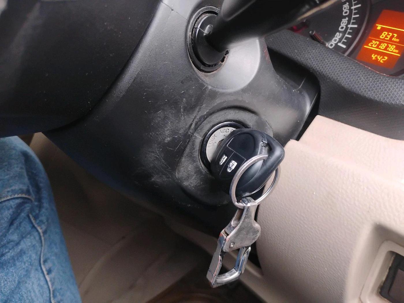 2016 Maruti Swift Dzire LXI (O), CNG, Manual, 2,01,878 km, interior
