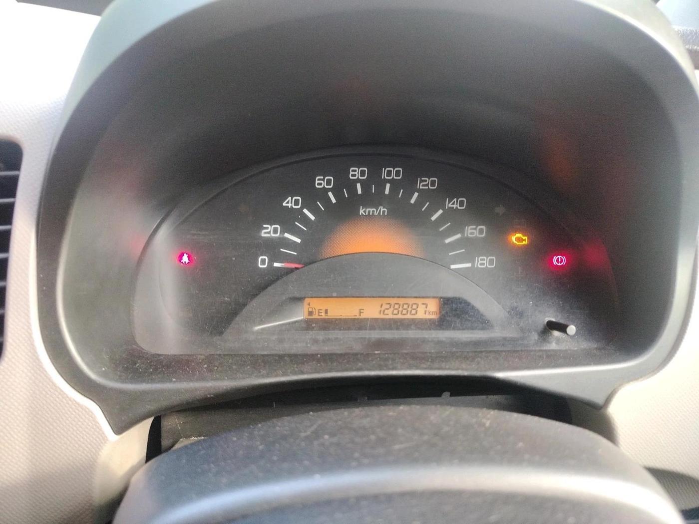2013 Maruti Wagon R 1.0 LXI CNG, CNG, Manual, 1,28,887 km, interior